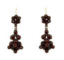 Pretty Vintage garnet earrings w/14ct gold wires