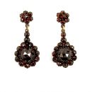 5.10.2013> zu ÄHNLICH >Vintage facetted round garnet earrings w/14ct gold studs