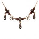 kl.Collier mit 3 Briollettes + Perlchen+ovale Granate