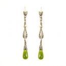 Lange Ohrringe mit imit. Peridot Briolette + Perlchen + Markasit