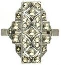 Rechteckiger Ring mit Markasiten im Art-Deco-Stil