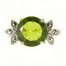 Ring mit rundem imit. Peridot + Markasit